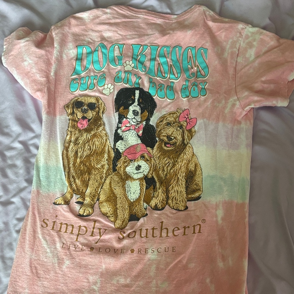 Simply Southern Pastel Dog Kisses Tee